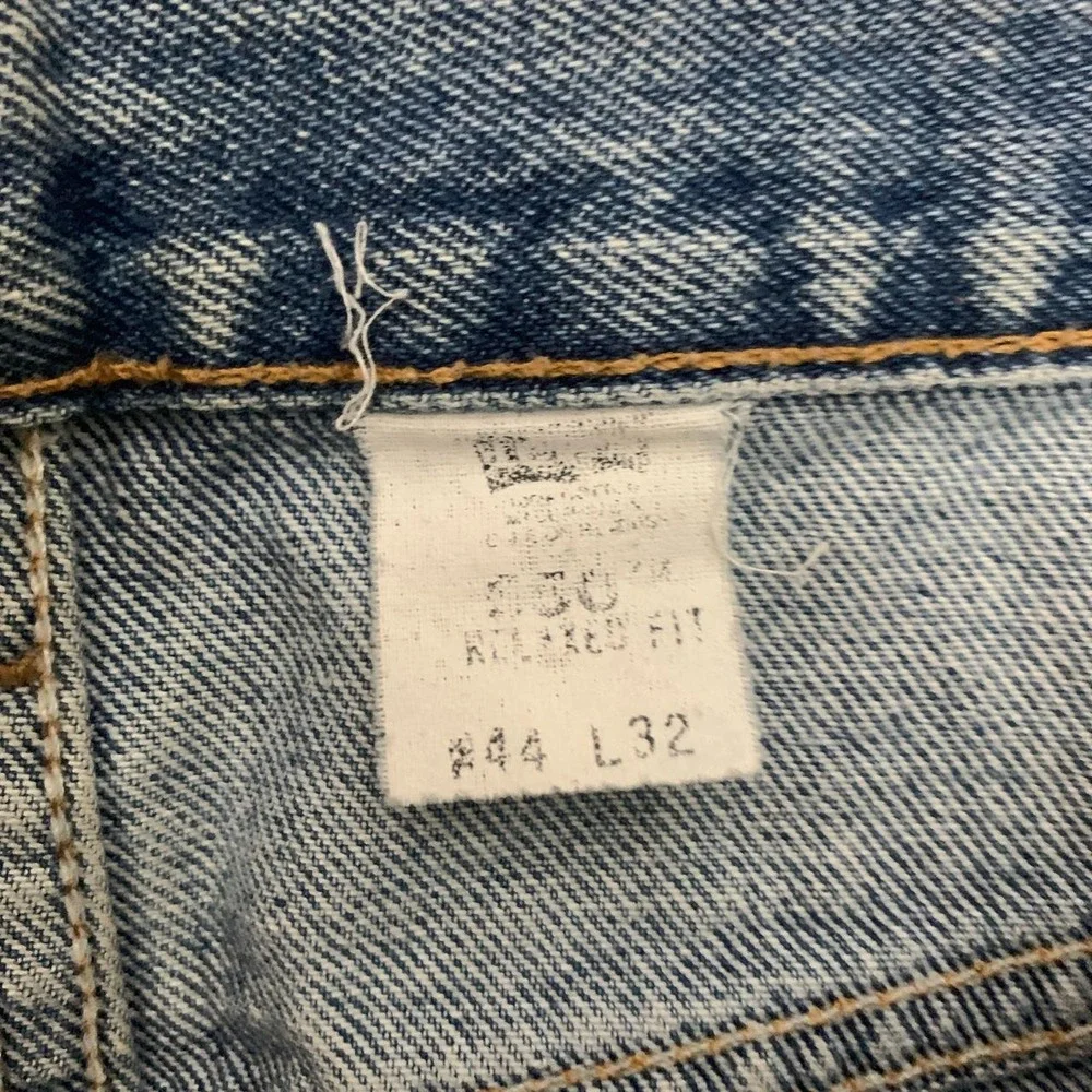 Vintage 1990s Levis 550 Distressed Work Jeans Blue Mens 44x32 Relaxed Fit